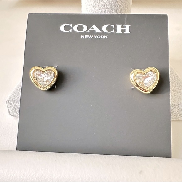 Coach Logo Crystal Heart Stud Gold Earrings New with Pouch - Picture 3 of 7